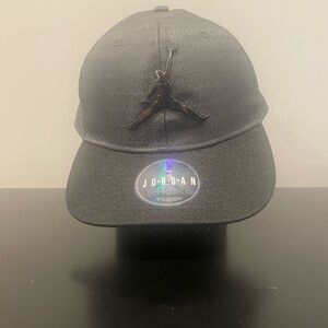 Jordan Black/Gray Snapback Cap-NWOT